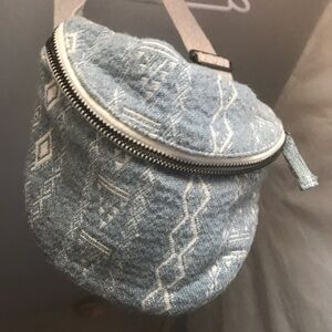 Billabong Patterned Crossbody Bag